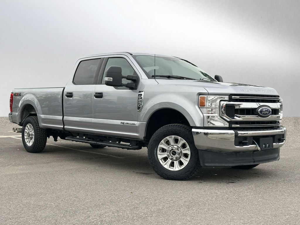 2022 Ford F-250 Super Duty XLT Crew Cab 4WD