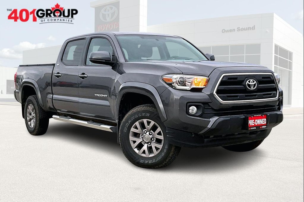 Toyota Tacoma Double Cab V6 LB SR5 4WD 2016
