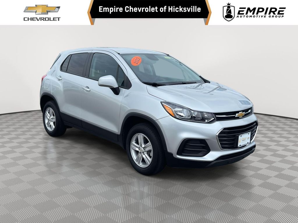 2022 Chevrolet Trax LS AWD