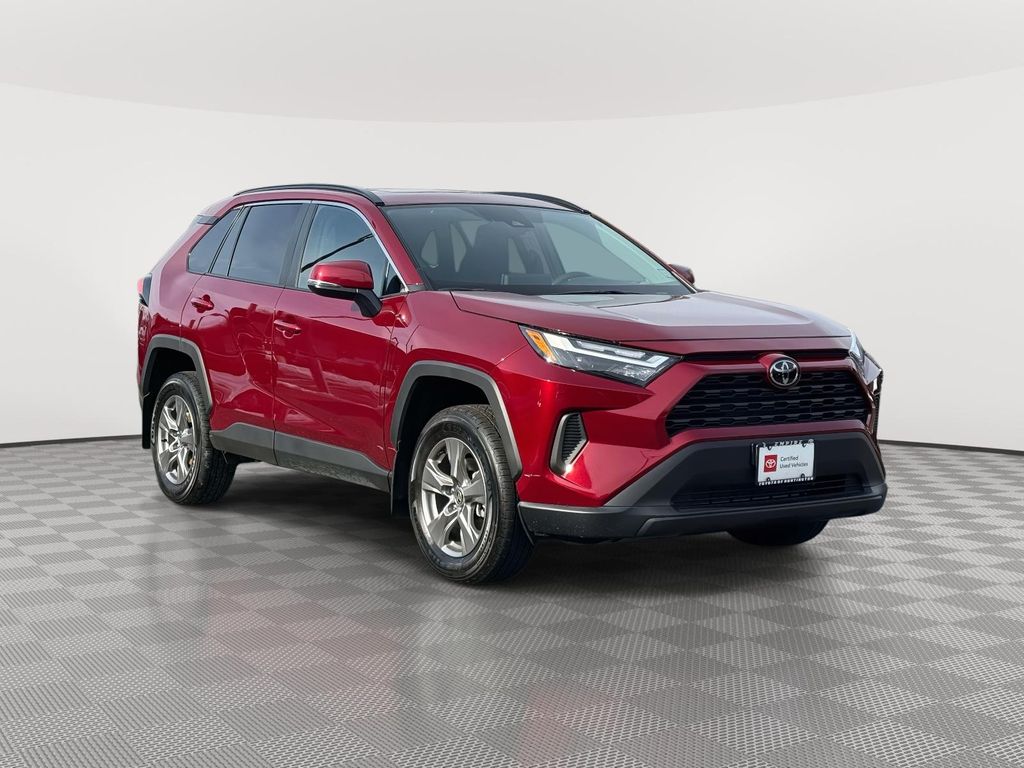 2024 Toyota RAV4 XLE AWD