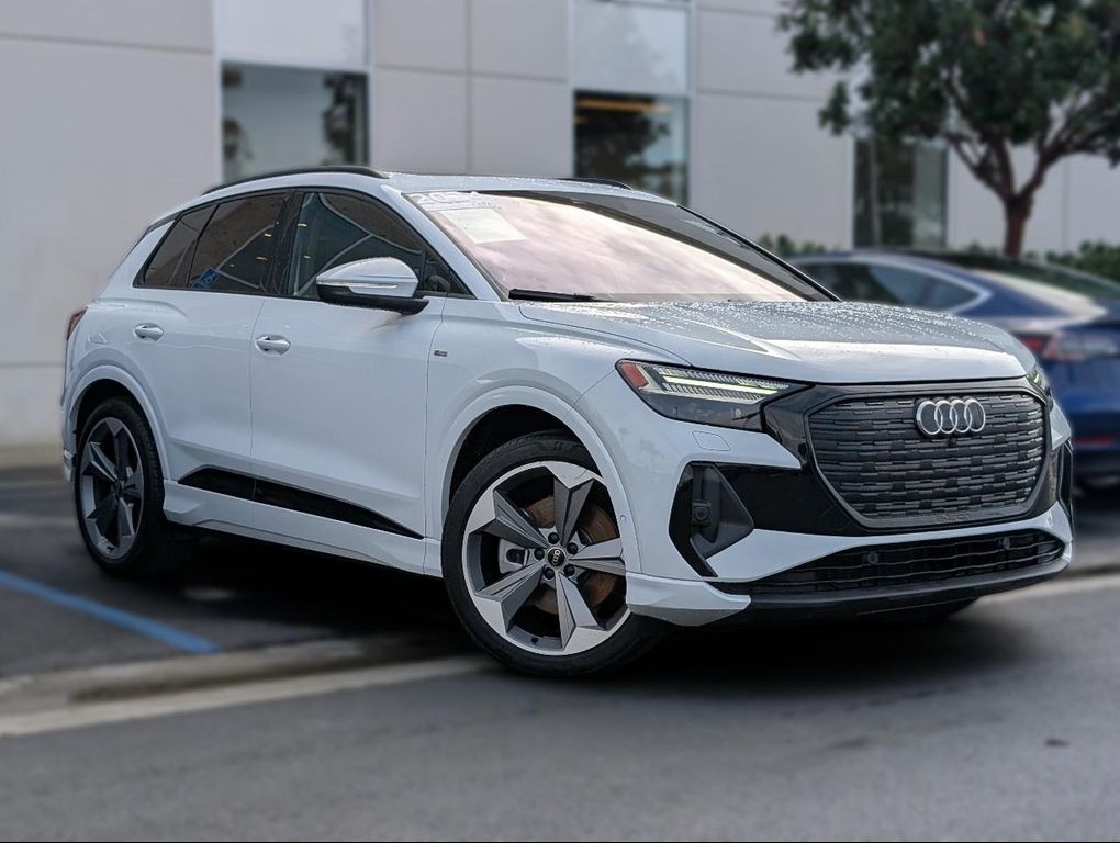 2024 Audi Q4 e-tron quattro Prestige 55