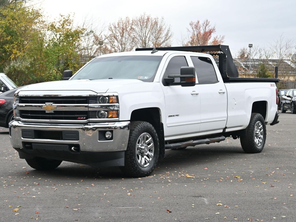 2018 Chevrolet Silverado 3500HD LT Crew Cab 4WD
