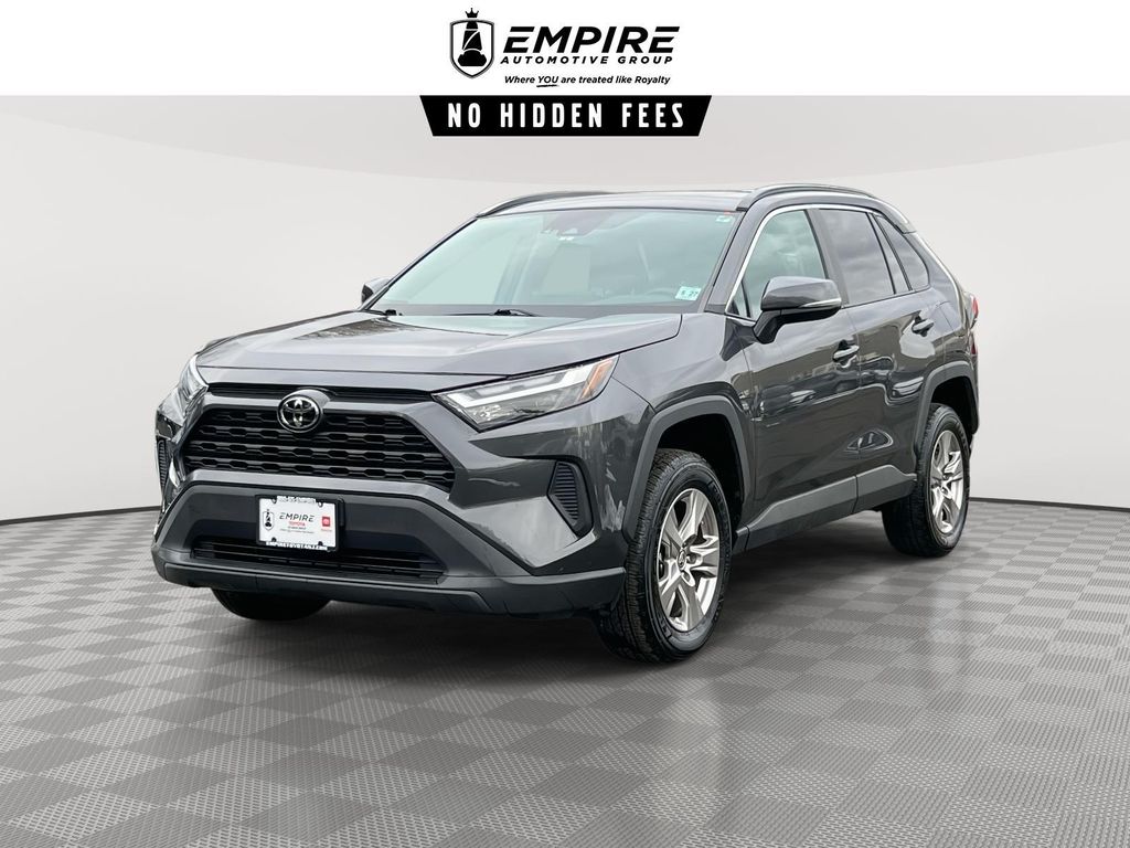 2022 Toyota RAV4 XLE AWD