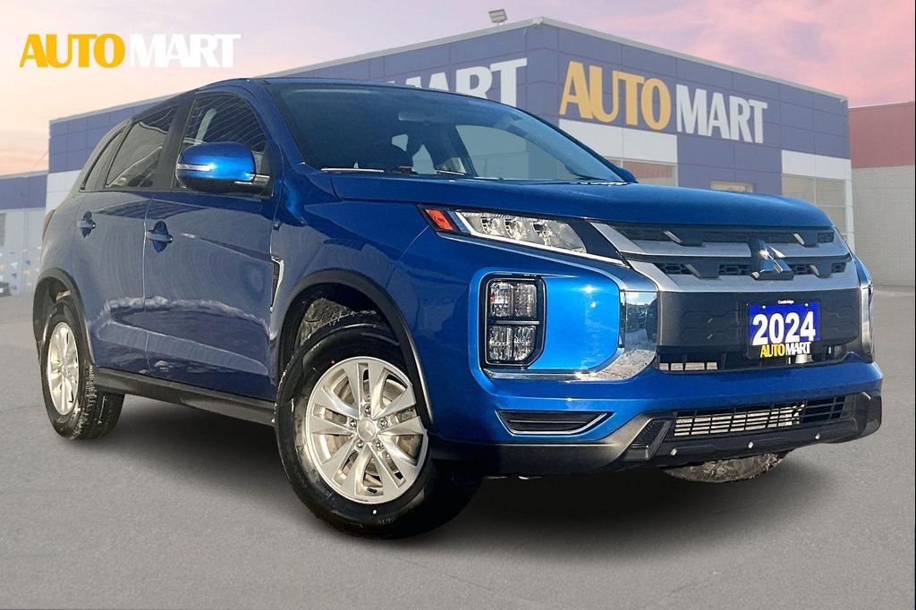 Mitsubishi RVR SE AWC 2024