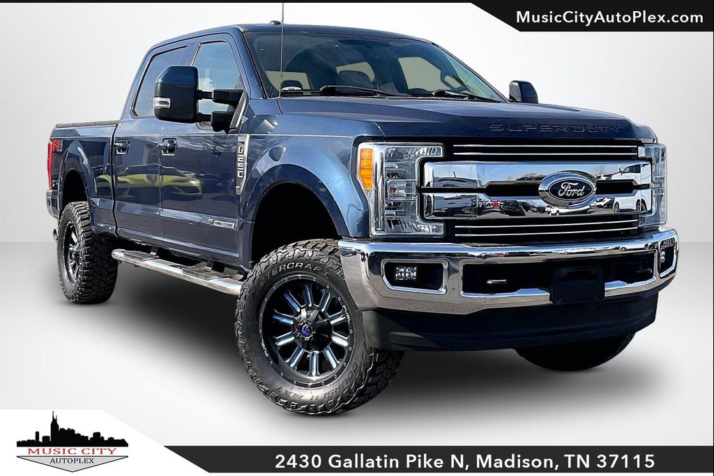 2017 Ford F-250 Super Duty Lariat Crew Cab 4WD