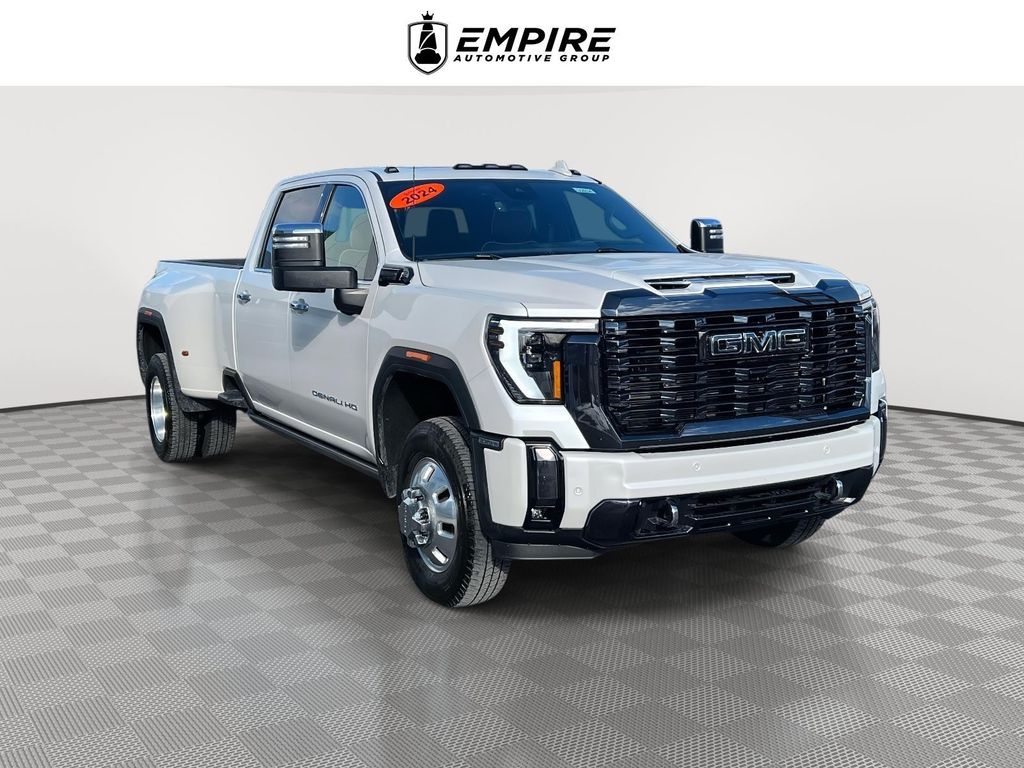 2024 GMC Sierra 3500HD Denali Ultimate Crew Cab 4WD