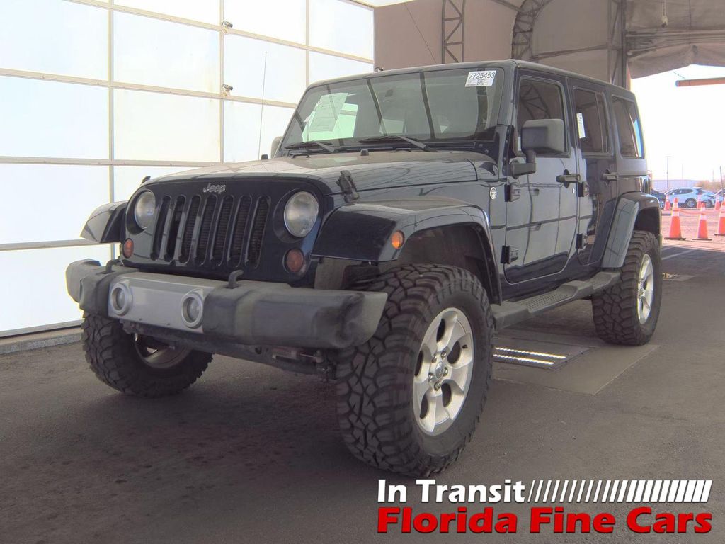 2013 Jeep Wrangler Unlimited Sahara 4WD