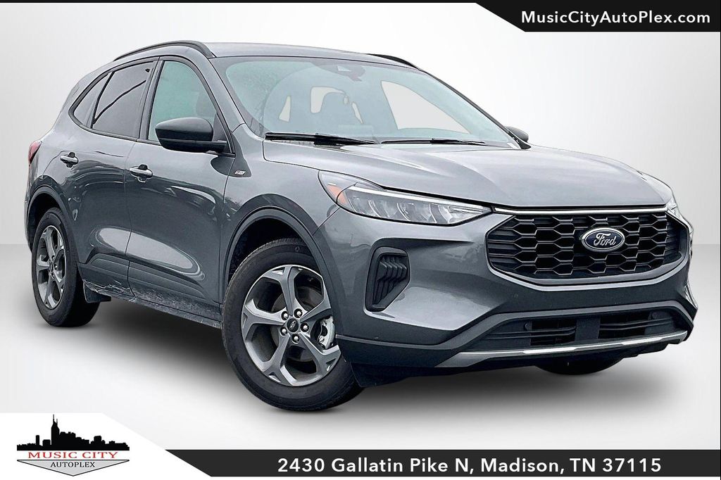 2025 Ford Escape ST-Line FWD