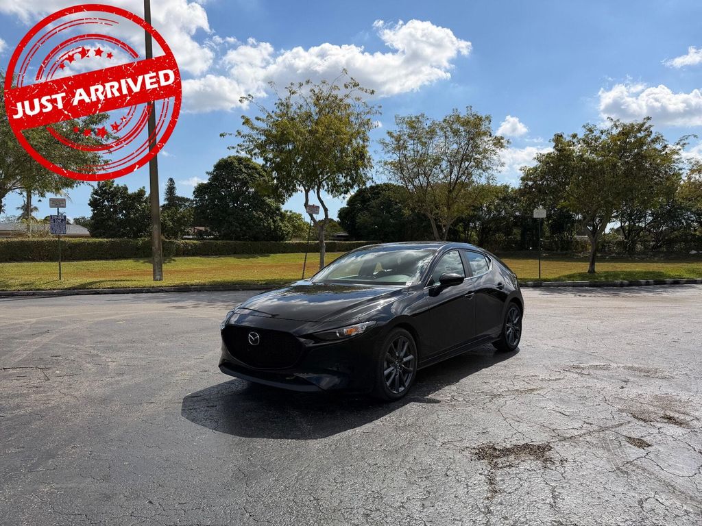2024 Mazda MAZDA3 2.5 S Preferred Hatchback FWD