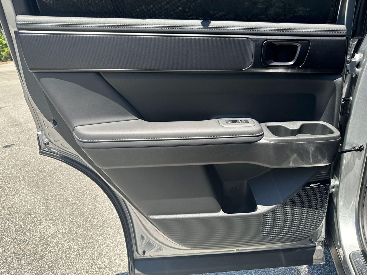 New 2024 Shimmering Silver HYUNDAI Calligraphy FWD image 26
