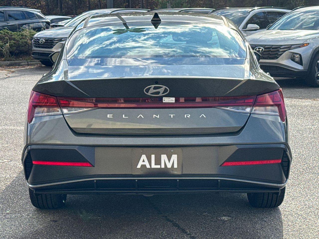 2025 Hyundai Elantra SEL Convenience photo 6