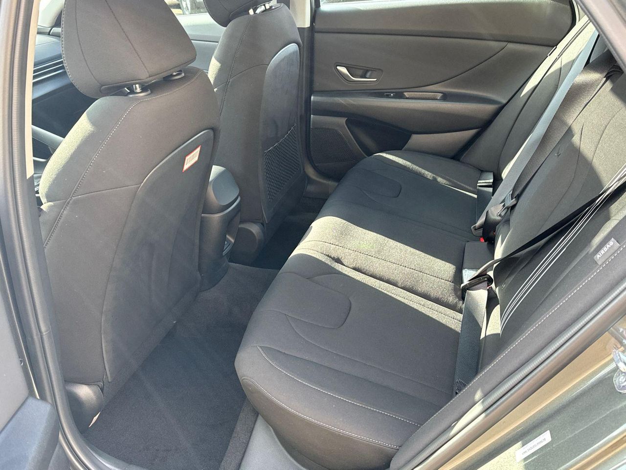 2025 Hyundai Elantra SEL Convenience photo 20