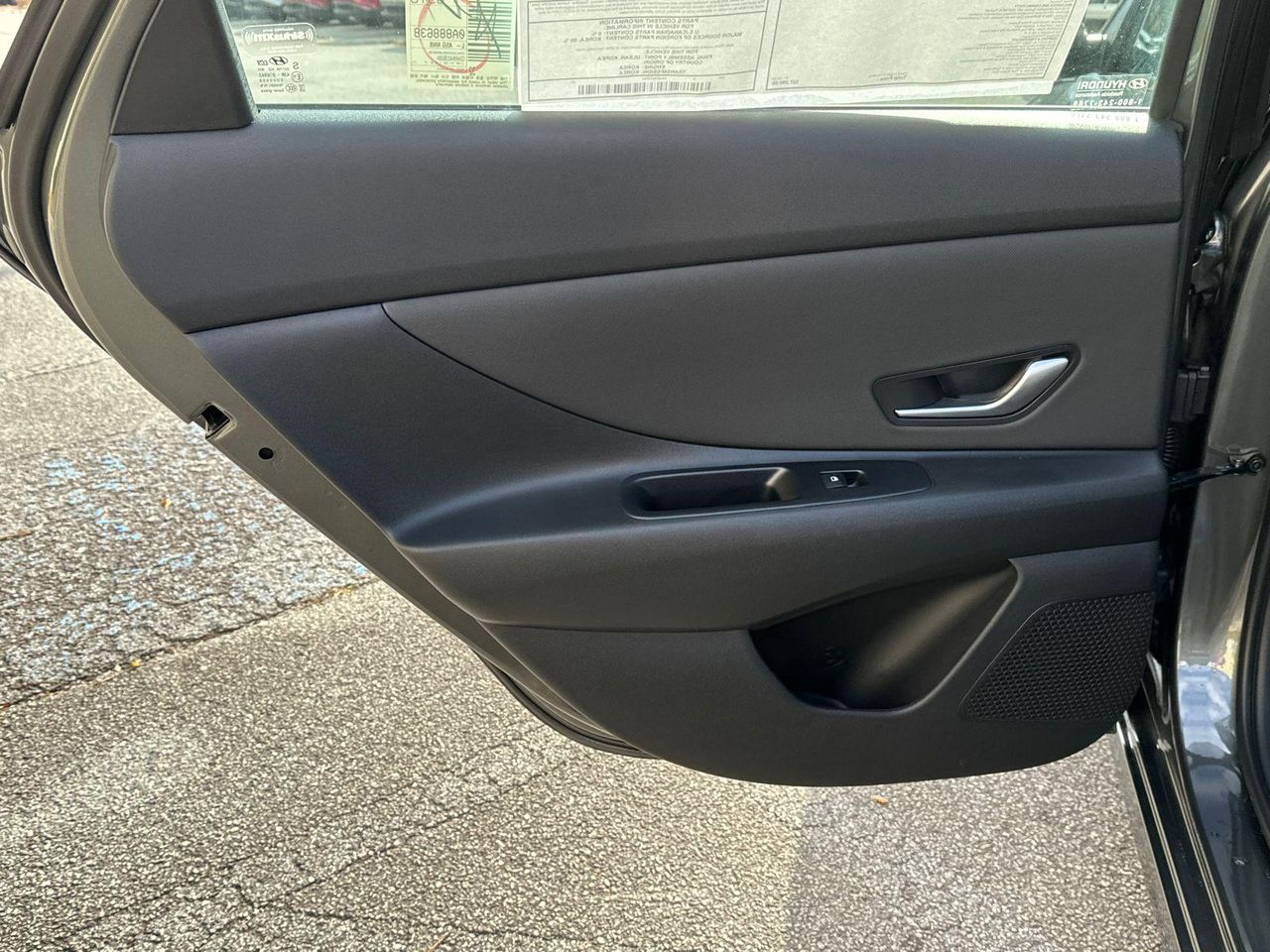 2025 Hyundai Elantra SEL Convenience photo 21