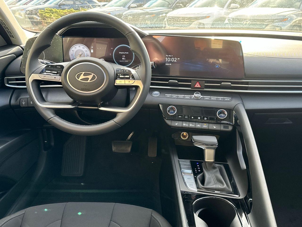 2025 Hyundai Elantra SEL Convenience photo 23