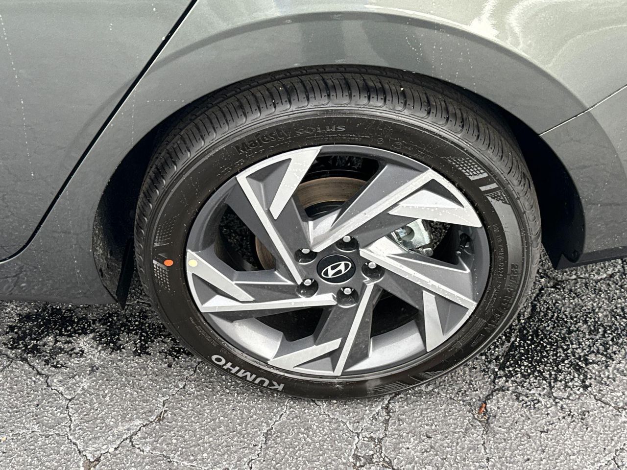 2025 Hyundai Elantra SEL Convenience photo 19