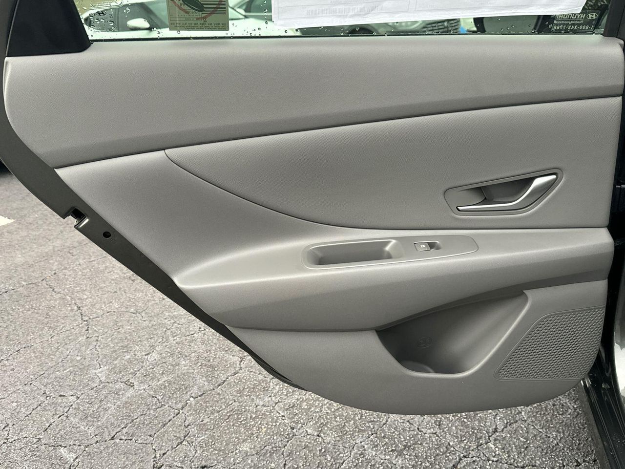 2025 Hyundai Elantra SEL Convenience photo 21