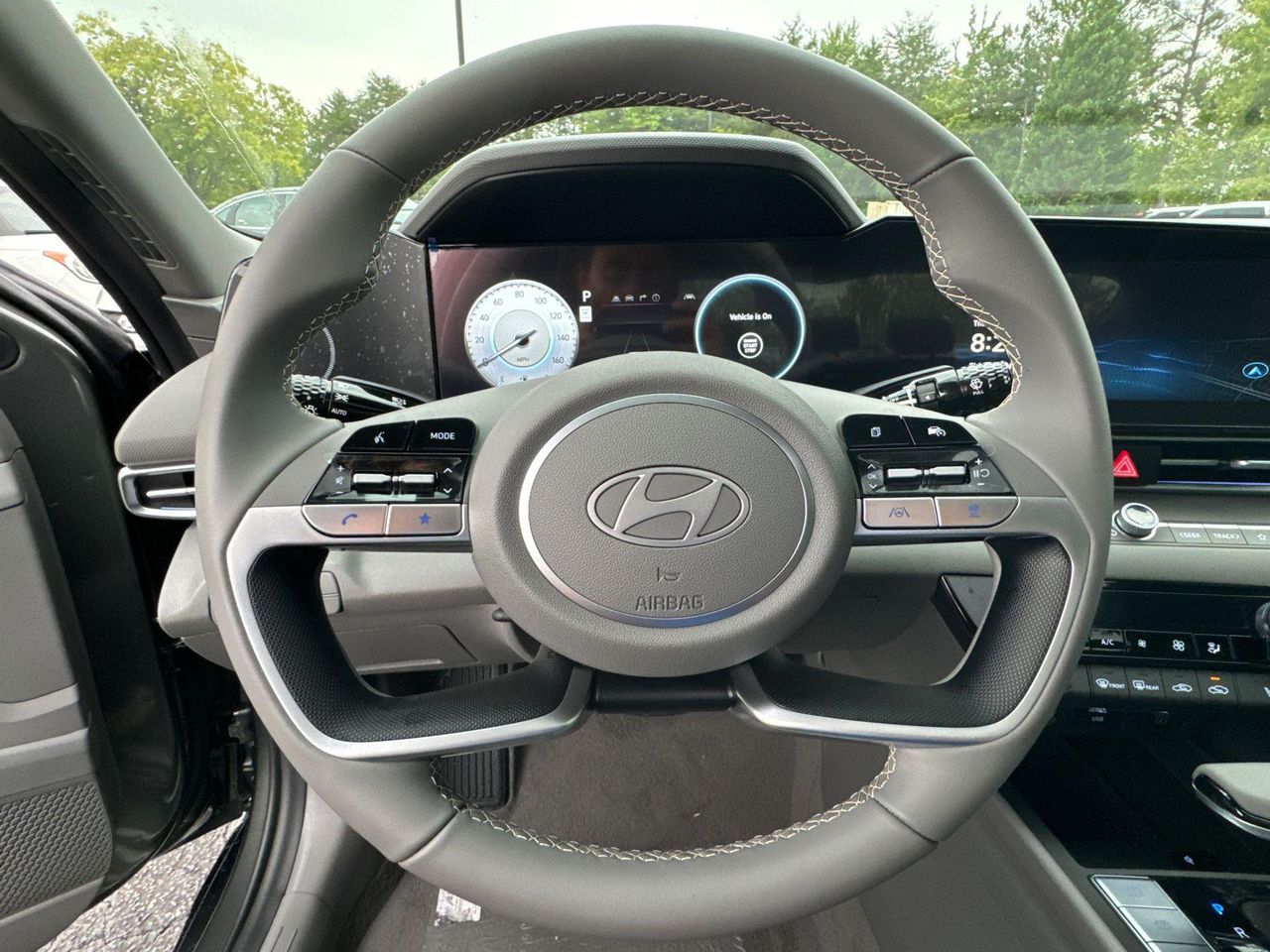 2025 Hyundai Elantra SEL Convenience photo 25