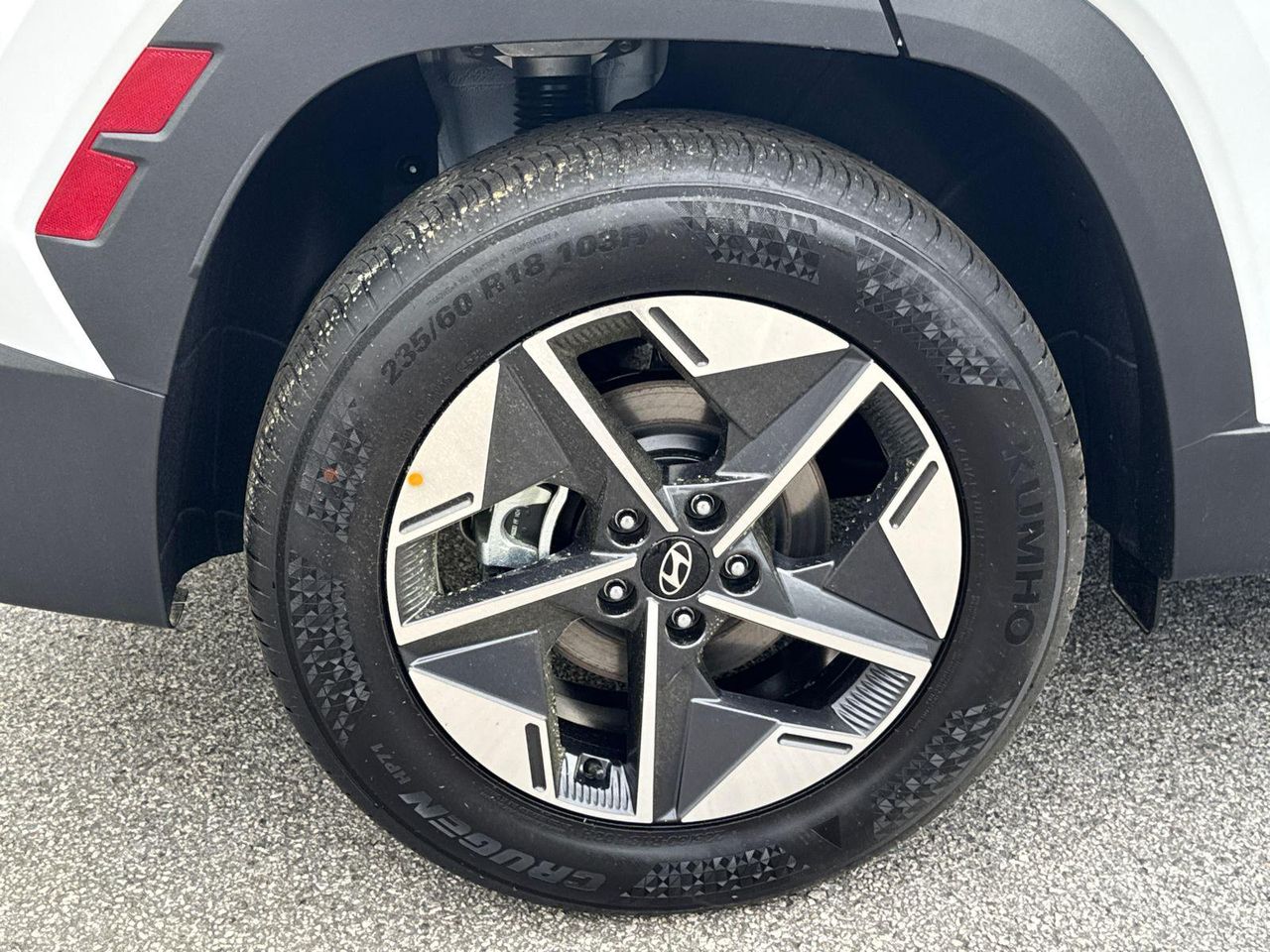 2025 Hyundai Tucson SEL - Photo 18