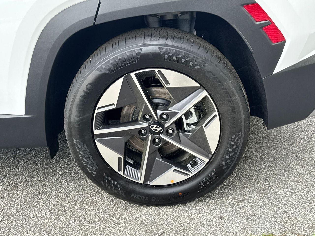 2025 Hyundai Tucson SEL - Photo 20