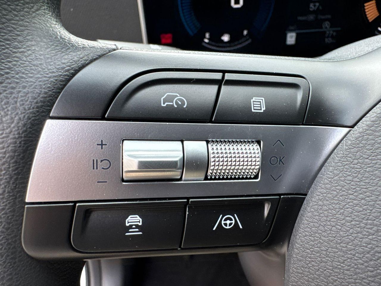 2025 Hyundai Tucson SEL - Photo 25