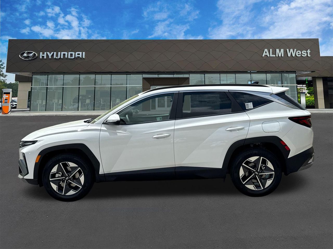 2025 Hyundai Tucson SEL - Photo 9
