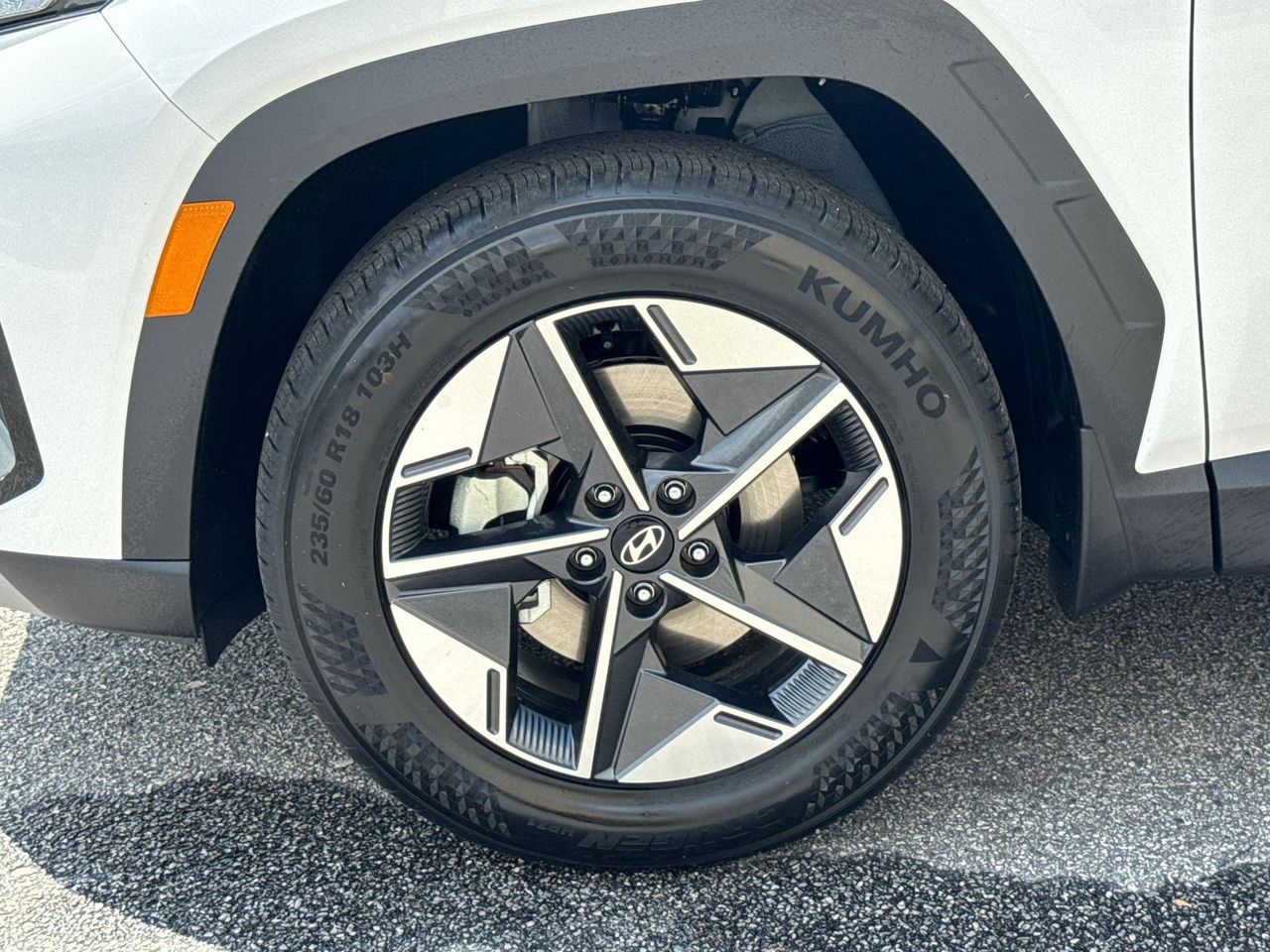 2025 Hyundai Tucson SEL - Photo 12
