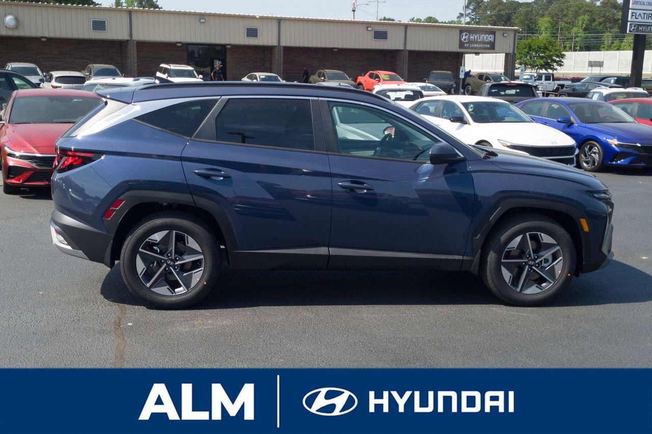 2025 Hyundai Tucson SEL photo 4