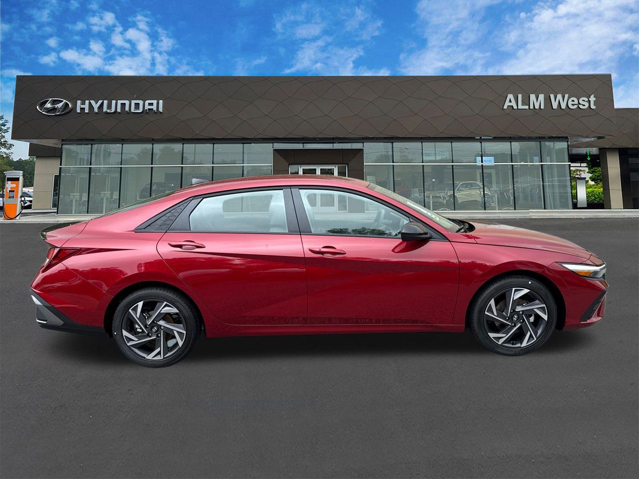 2025 Hyundai Elantra SEL Sport photo 4