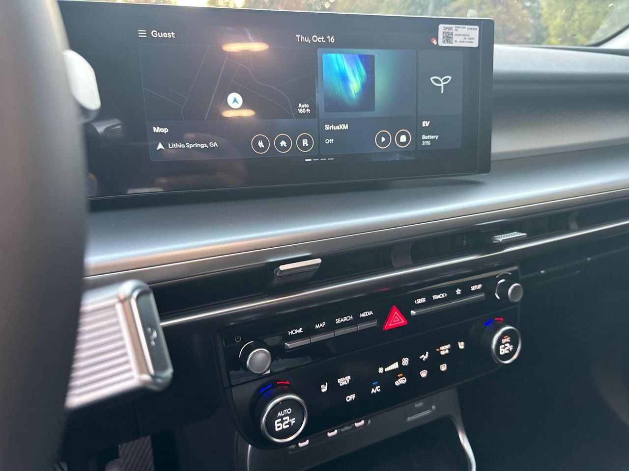 New 2026 Snow White Pearl HYUNDAI SE image 27