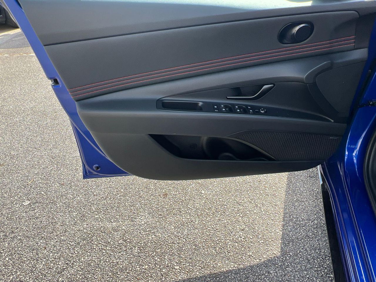 2025 Hyundai Elantra N Line - Photo 11
