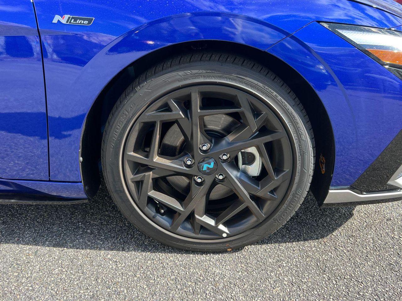 2025 Hyundai Elantra N Line - Photo 13