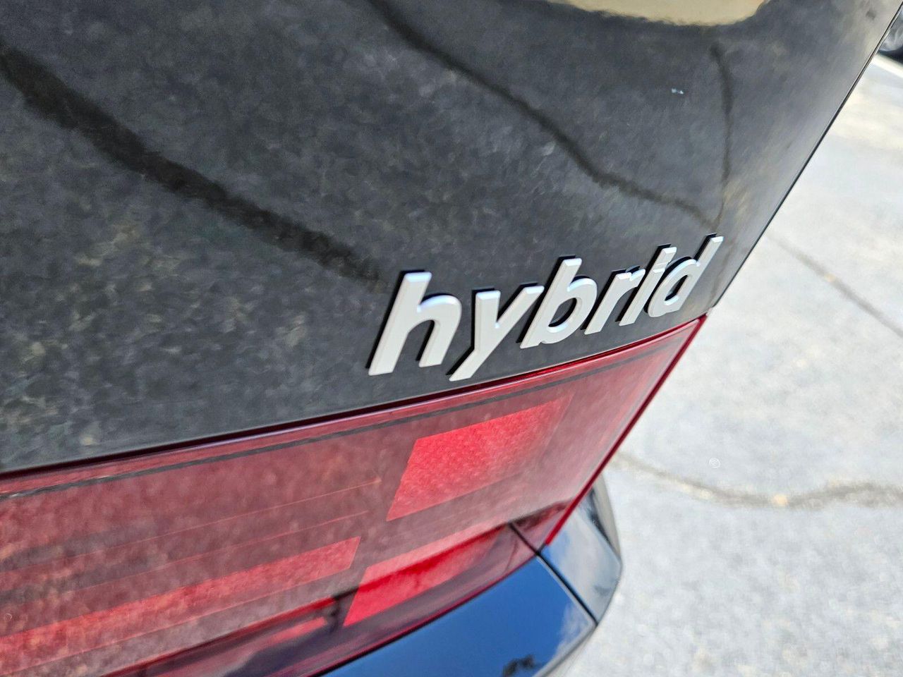 2025 Hyundai Santa Fe Limited - Photo 11