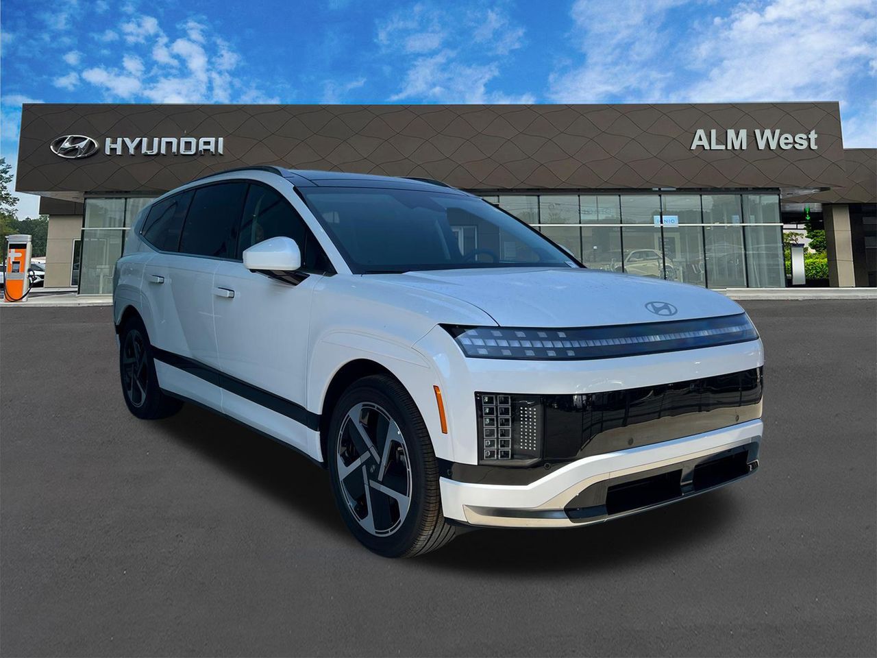 2026 Hyundai Ioniq photo 3