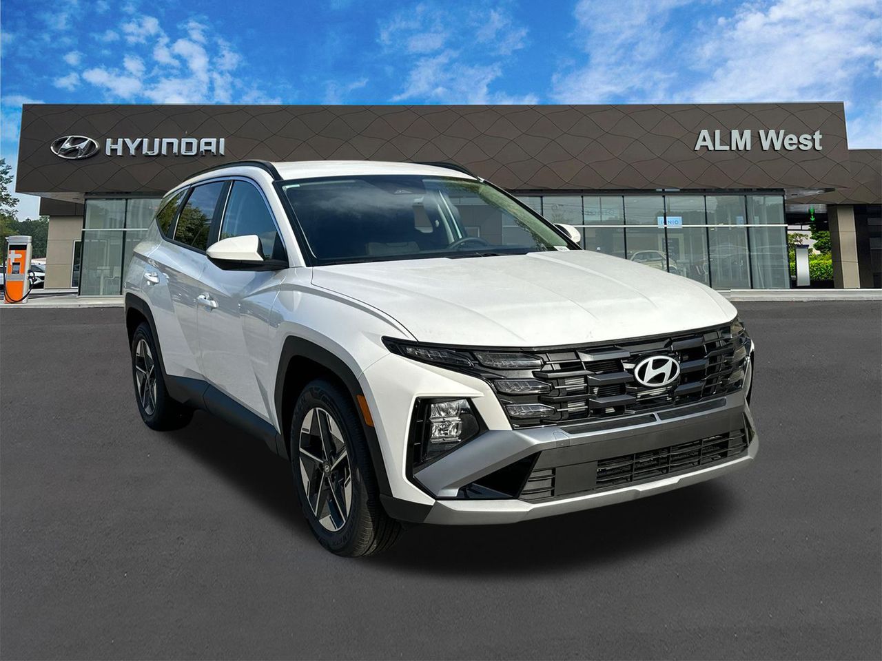 2025 Hyundai Tucson SEL photo 3