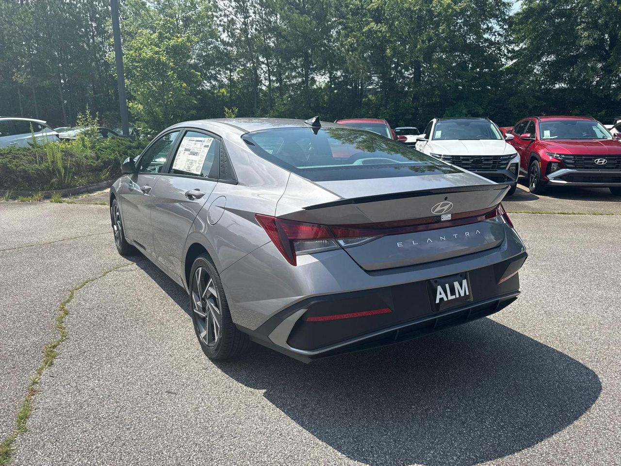 2025 Hyundai Elantra SEL Sport photo 7
