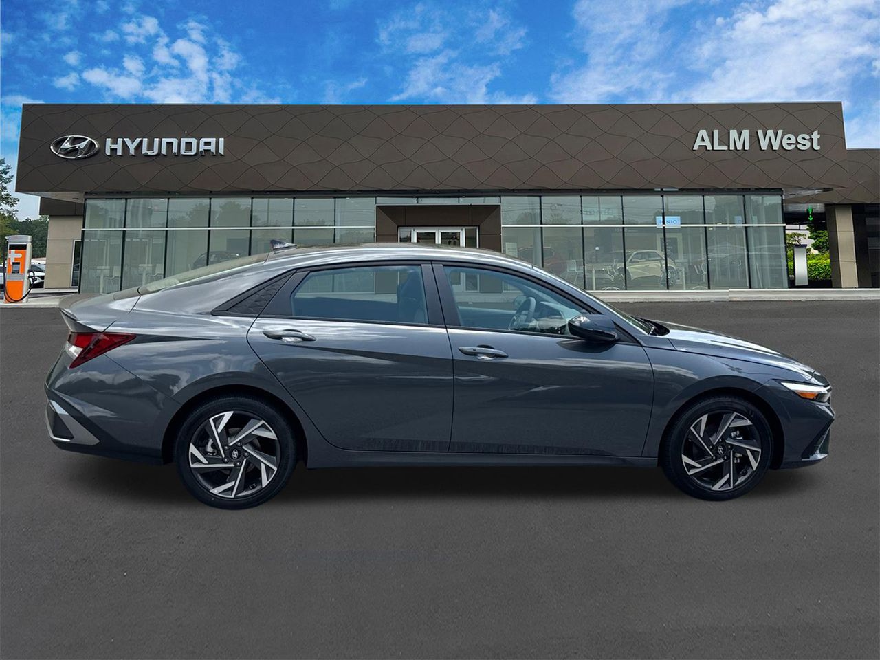 New 2025 Gray Hyundai SEL Sport image 5