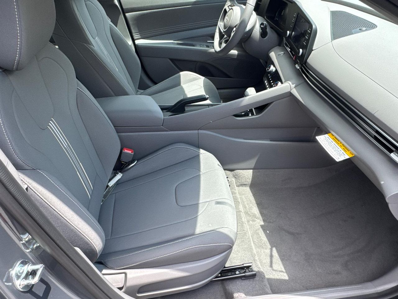 New 2025 Gray Hyundai SEL Sport image 14