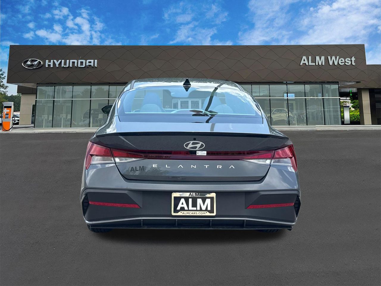 New 2025 Gray HYUNDAI SEL Sport image 7
