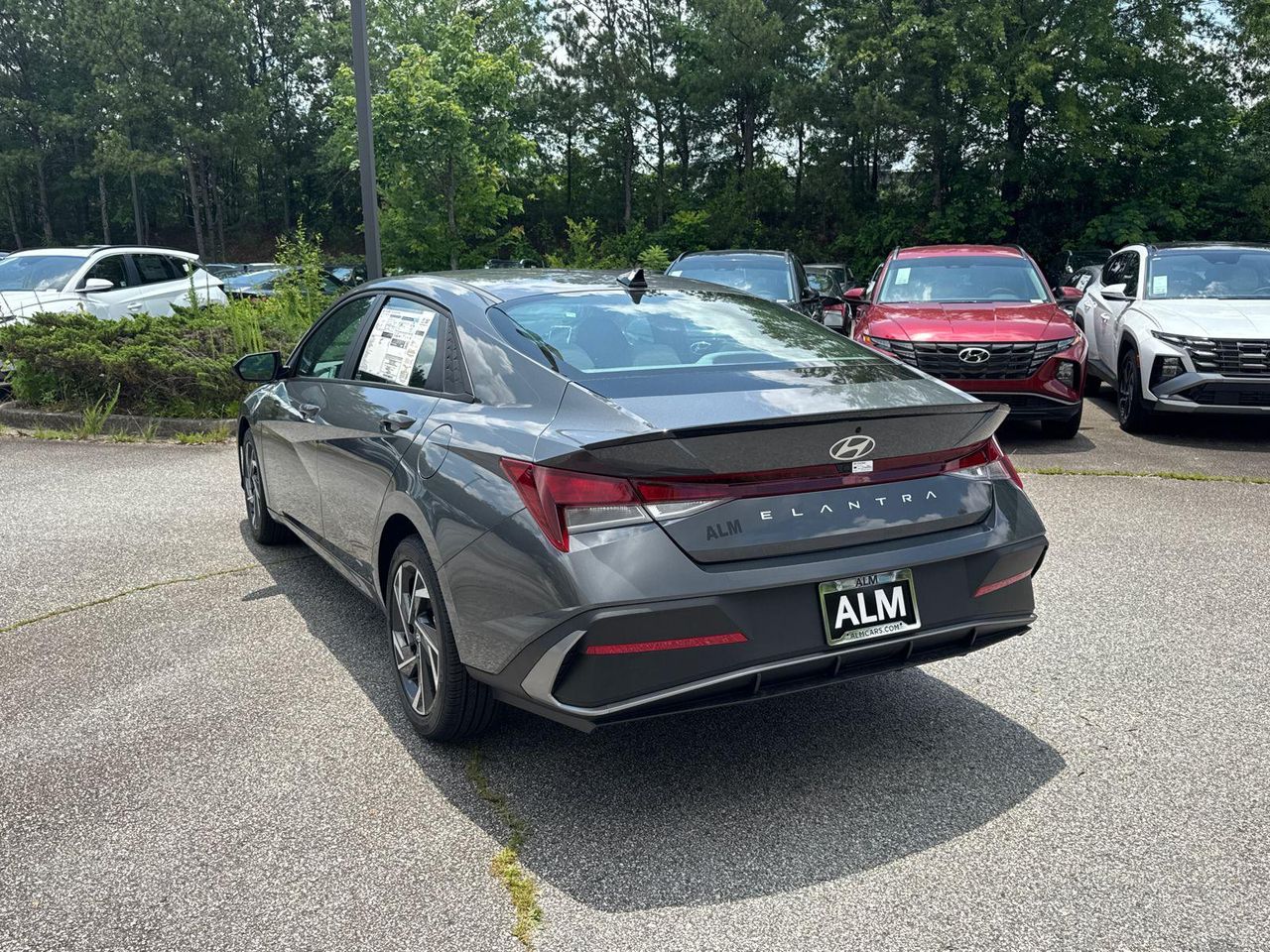 2025 Hyundai Elantra SEL Sport photo 7