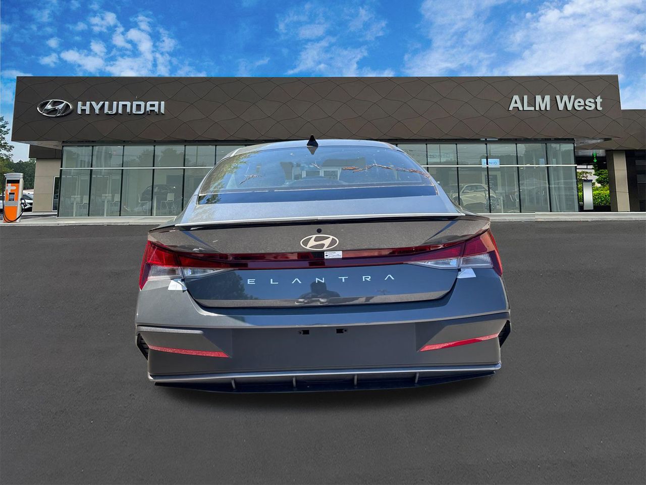 2025 Hyundai Elantra SEL - Photo 7