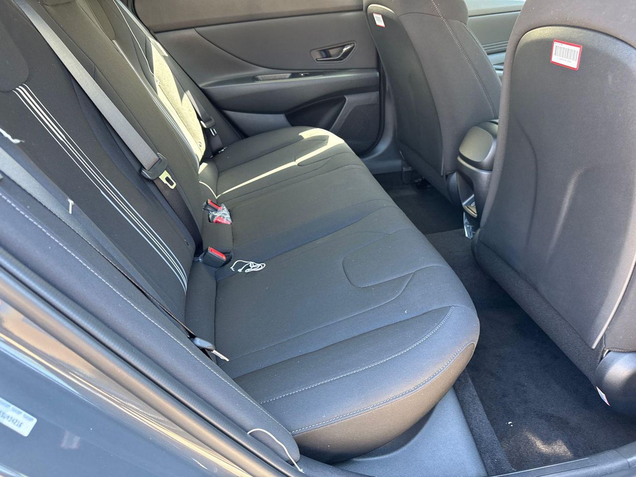 2025 Hyundai Elantra SEL - Photo 16