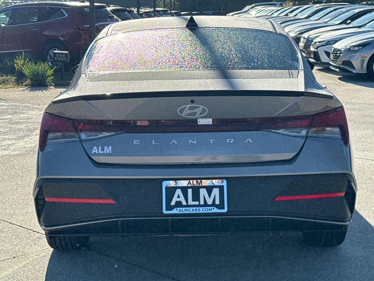 2025 Hyundai Elantra SEL Sport photo 6