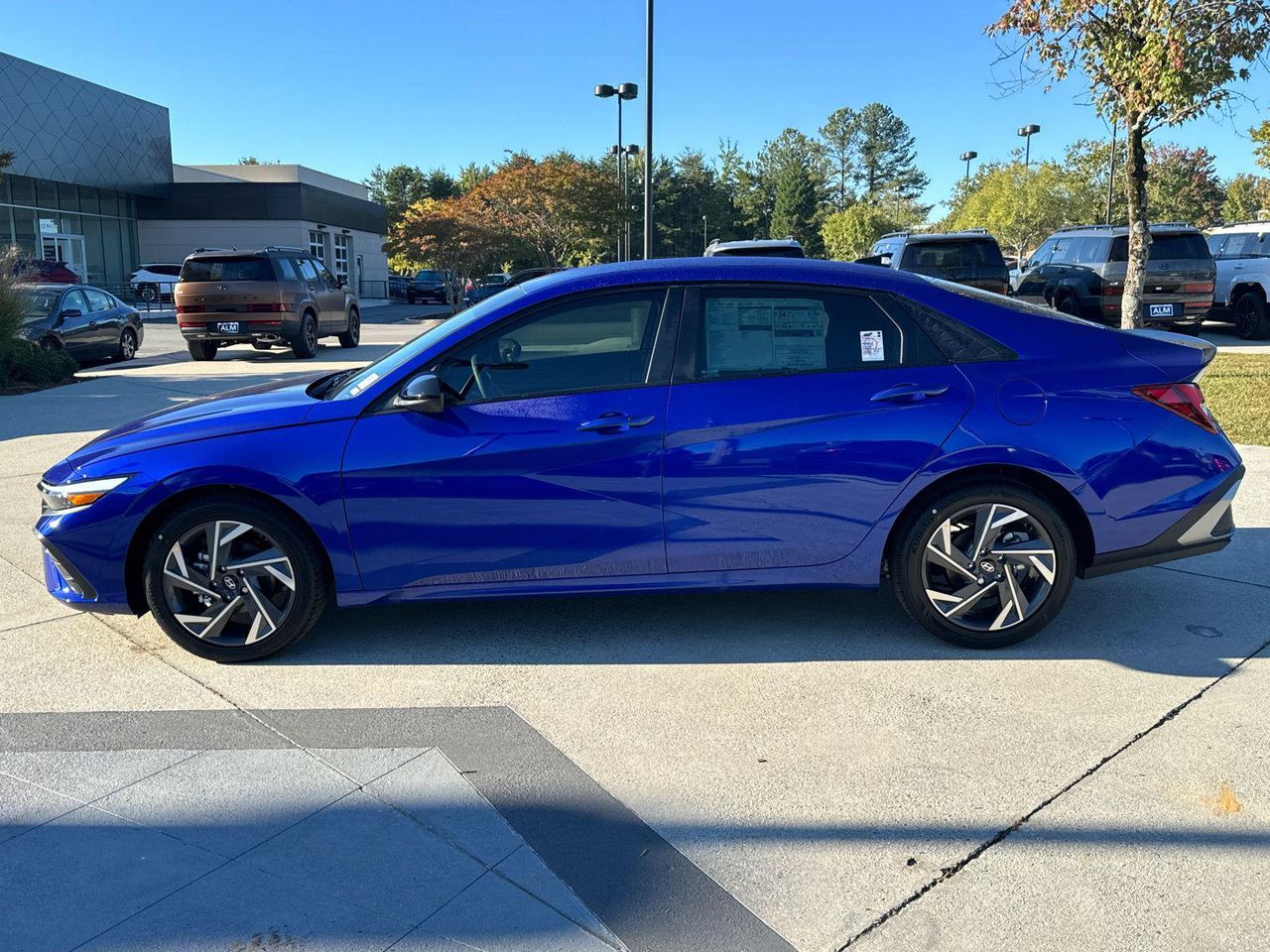 2025 Hyundai Elantra SEL Sport photo 7