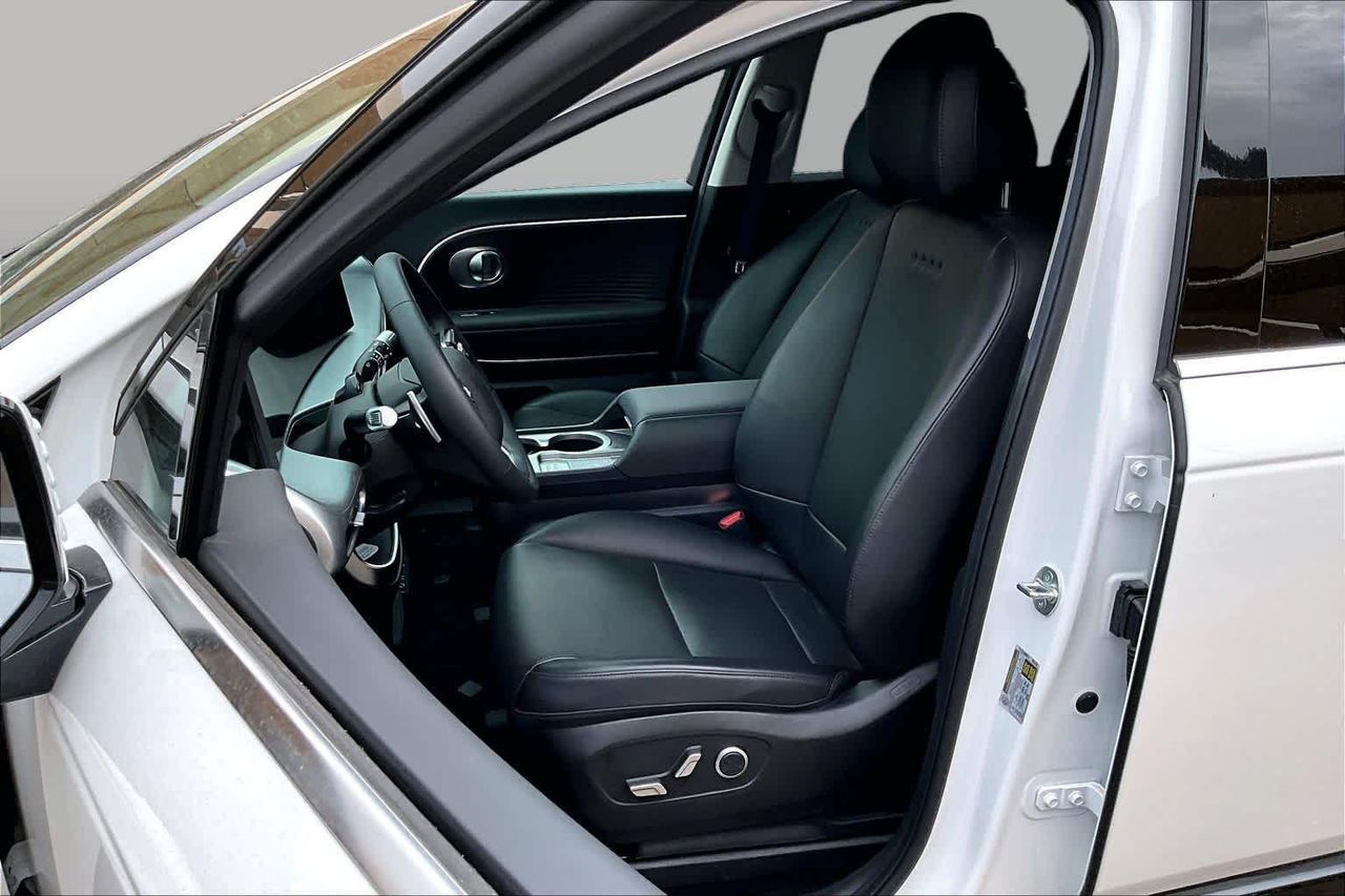 2026 Hyundai IONIQ 9 SEL - Photo 9