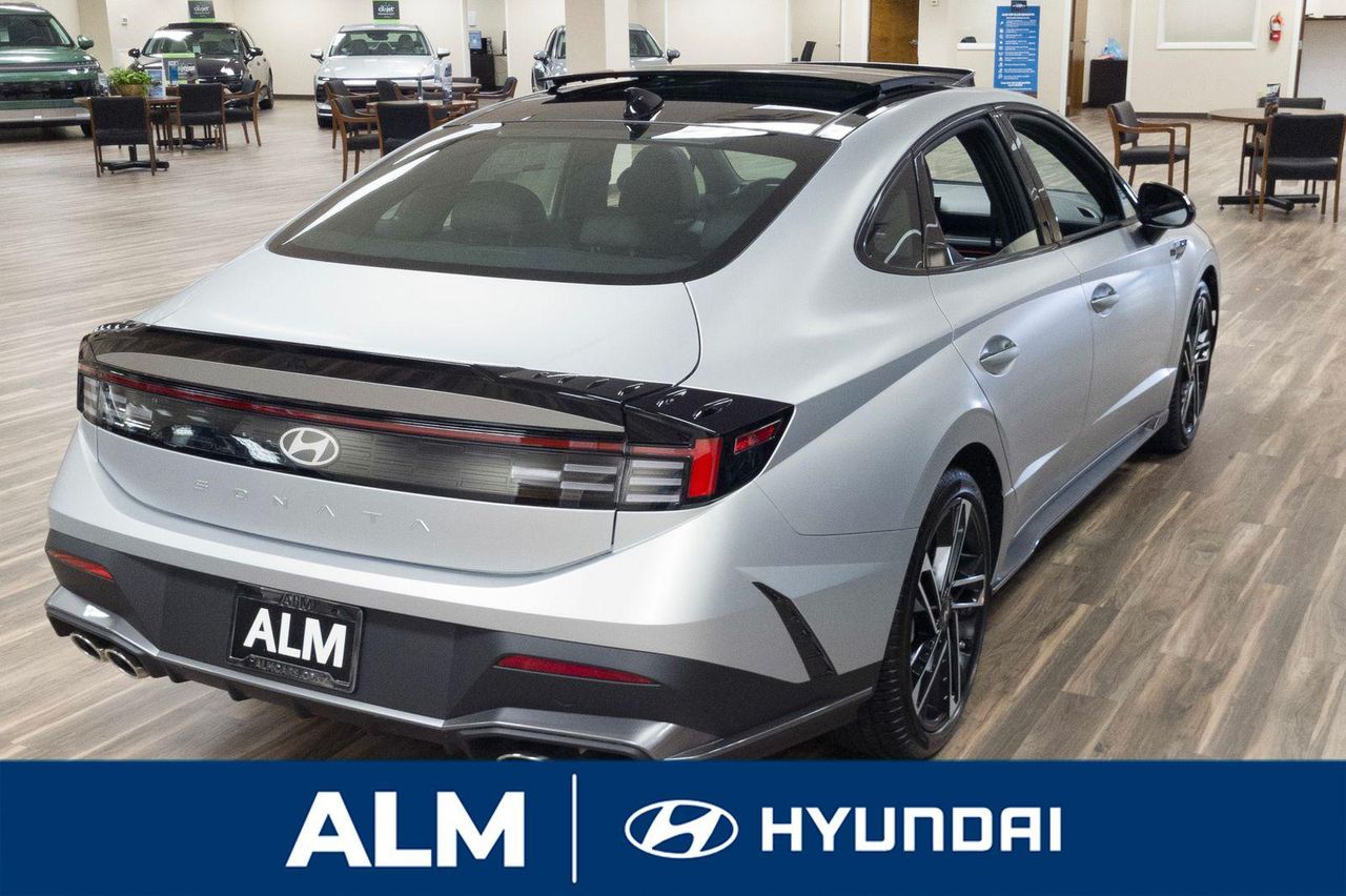 2025 Hyundai Sonata N Line photo 4