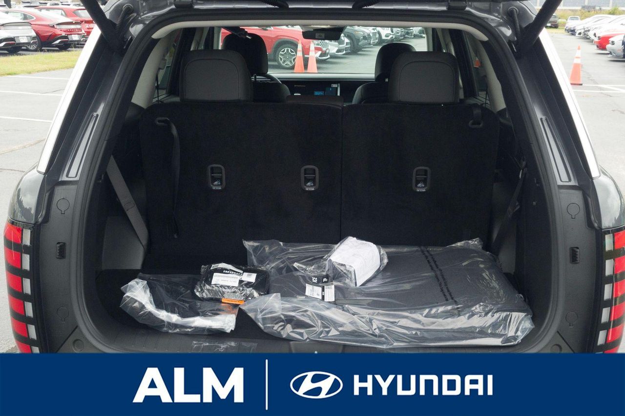 2026 Hyundai Palisade SEL photo 4