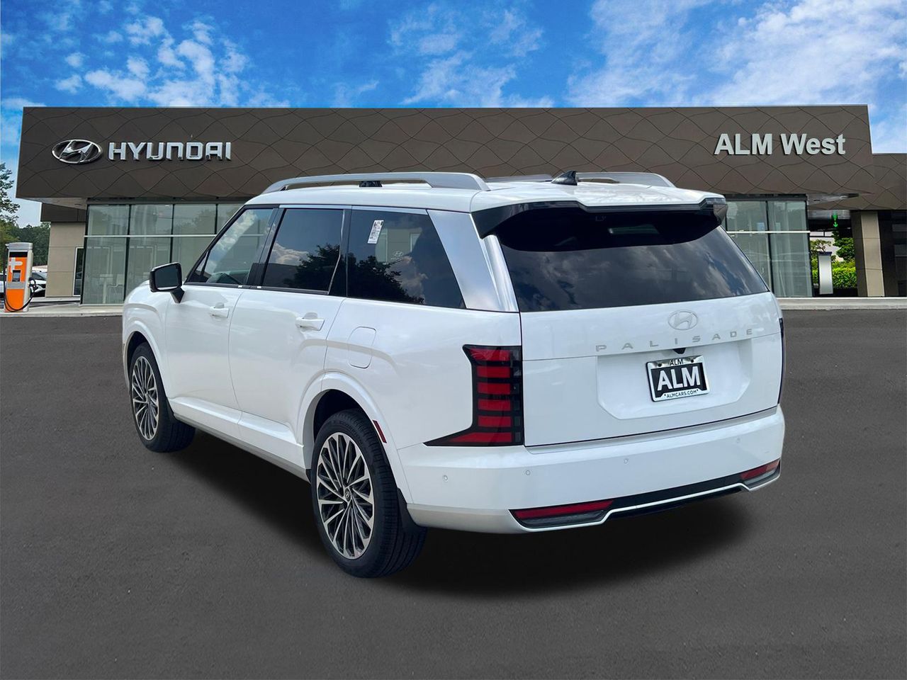 New 2026 White HYUNDAI Calligraphy FWD image 8