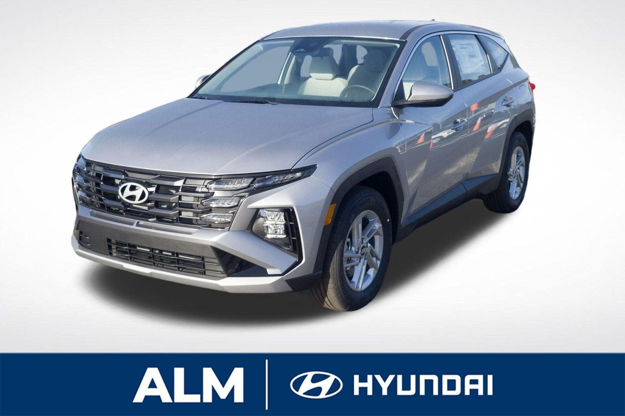 2026 Hyundai Tucson SE's photo