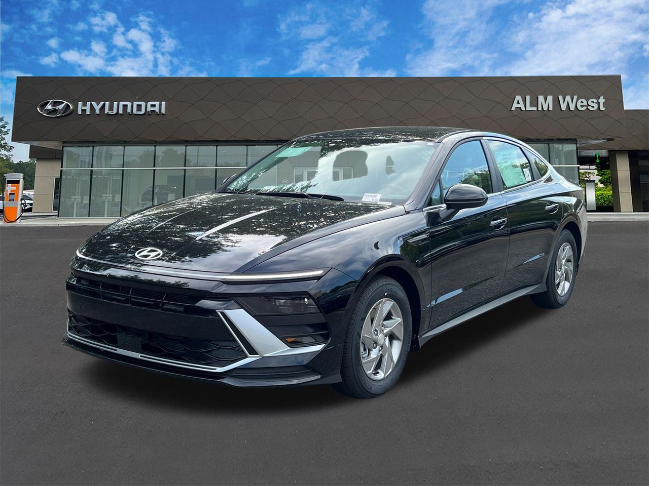 2026 Hyundai Sonata SE's photo