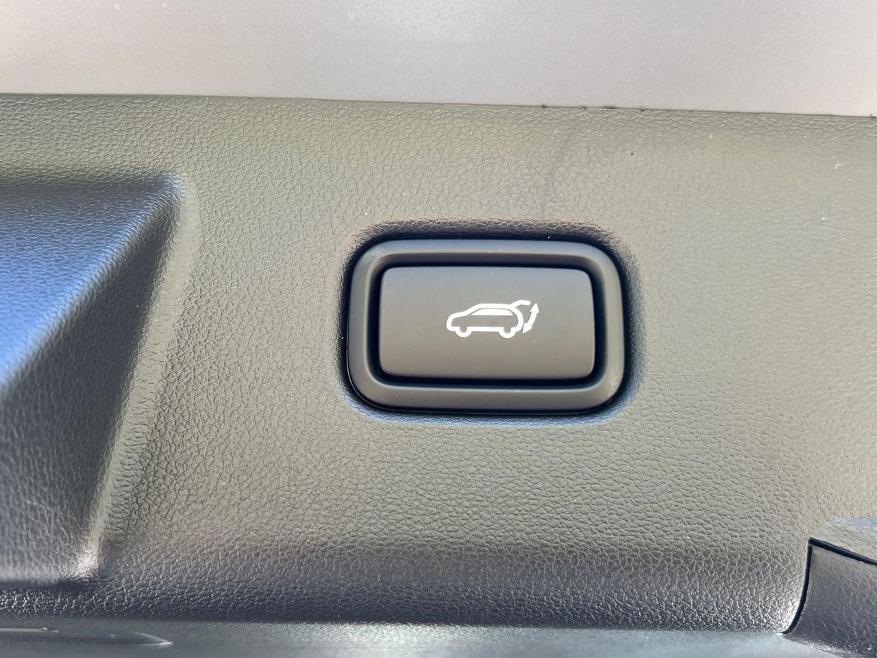 New 2026 Gray Hyundai SEL FWD image 20